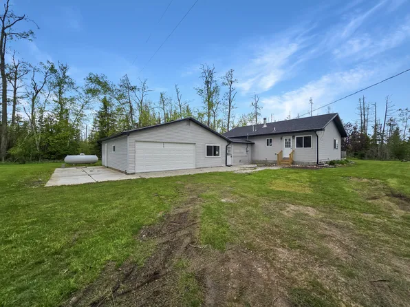 10612 W Barnhart Rd, Millersburg, MI 49759