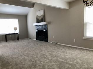 7626 S Rosemary Cir, Centennial, CO 80112