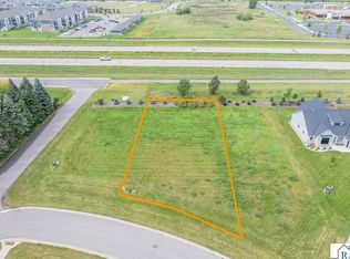 104 Pine Creek Rd, Mankato, MN 56001