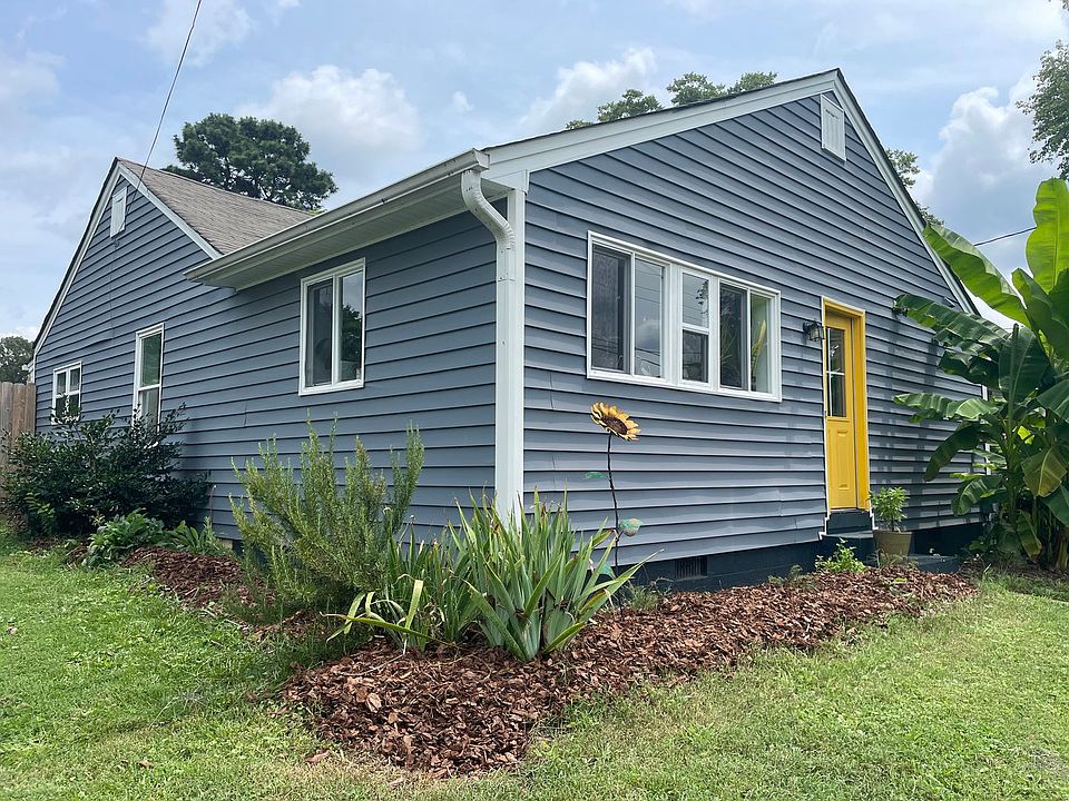 1st image of 608 Lakeshore Dr