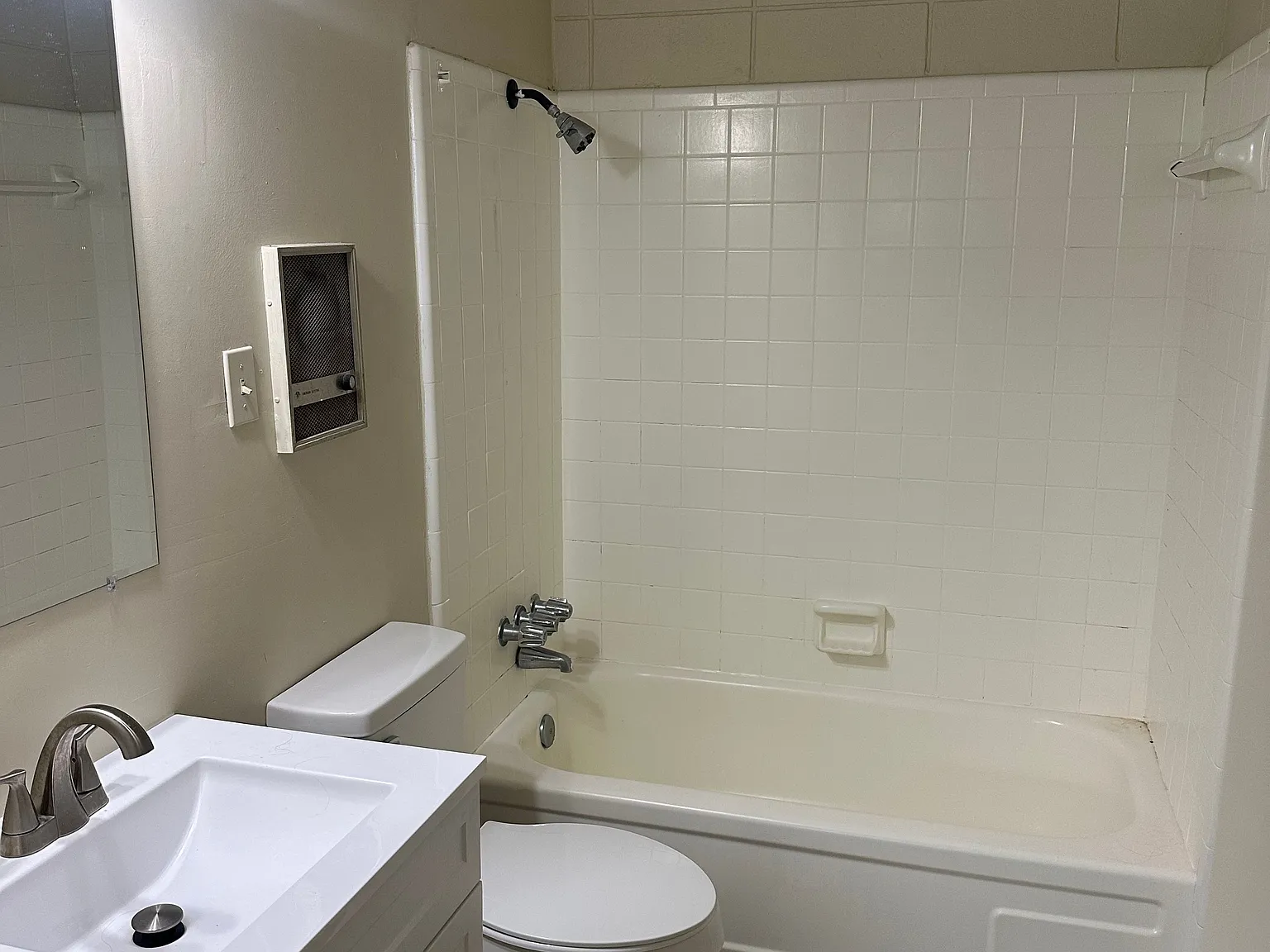 1 bed, 650 sqft, $700 — Photo 4