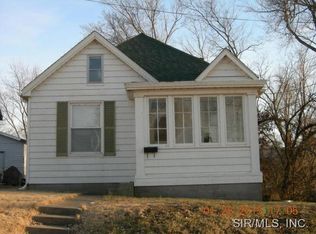 812 Valley St, Chester, IL 62233