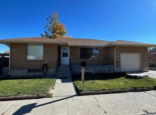 1026 Arapahoe St, Rock Springs, WY 82901