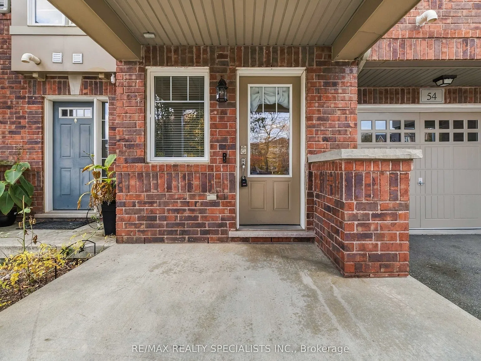 2 bed, $2,995 — Photo 2