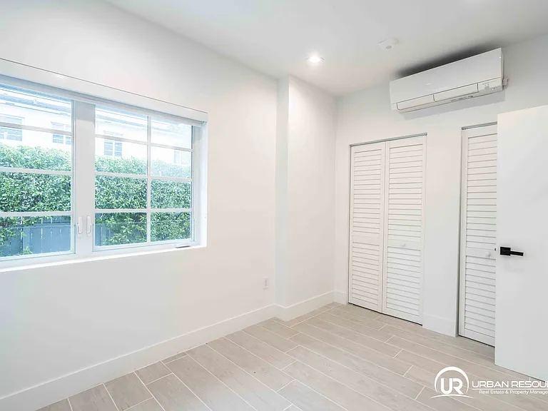 960 Jefferson Ave #105 — Photo 19
