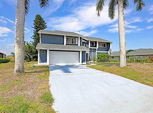 16717 Bobcat Dr, Fort Myers, FL 33908
