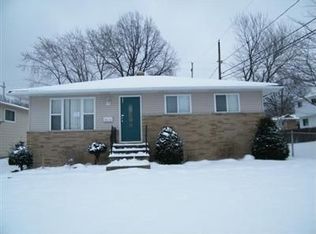 6219 Carol Dr, Brookpark, OH