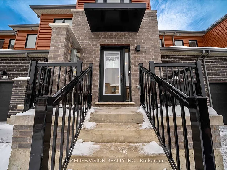 153 Gateland Dr — Photo 2