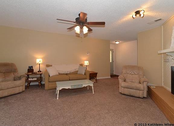 5th image of 545 Fox Dr