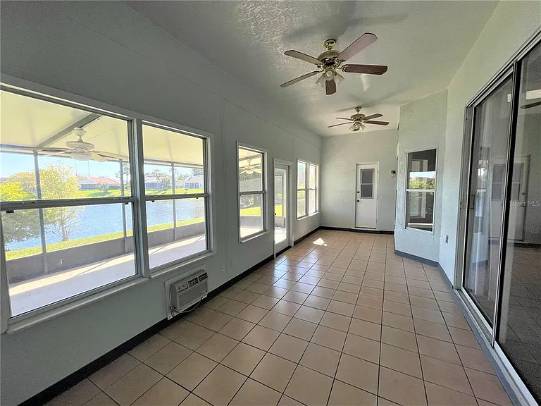 3913 Kiawa Dr — Photo 21
