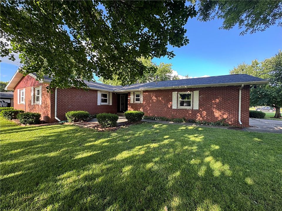1st image of 128 Woodlawn Dr