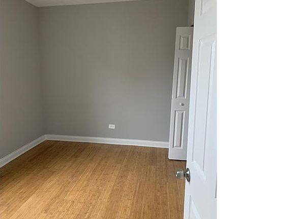 3rd image of 1149 E 72nd St #1MC