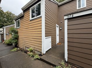 1614 Village Park Pl, West Linn, OR 97068