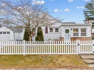 37 Martin St, Coventry, RI 02816