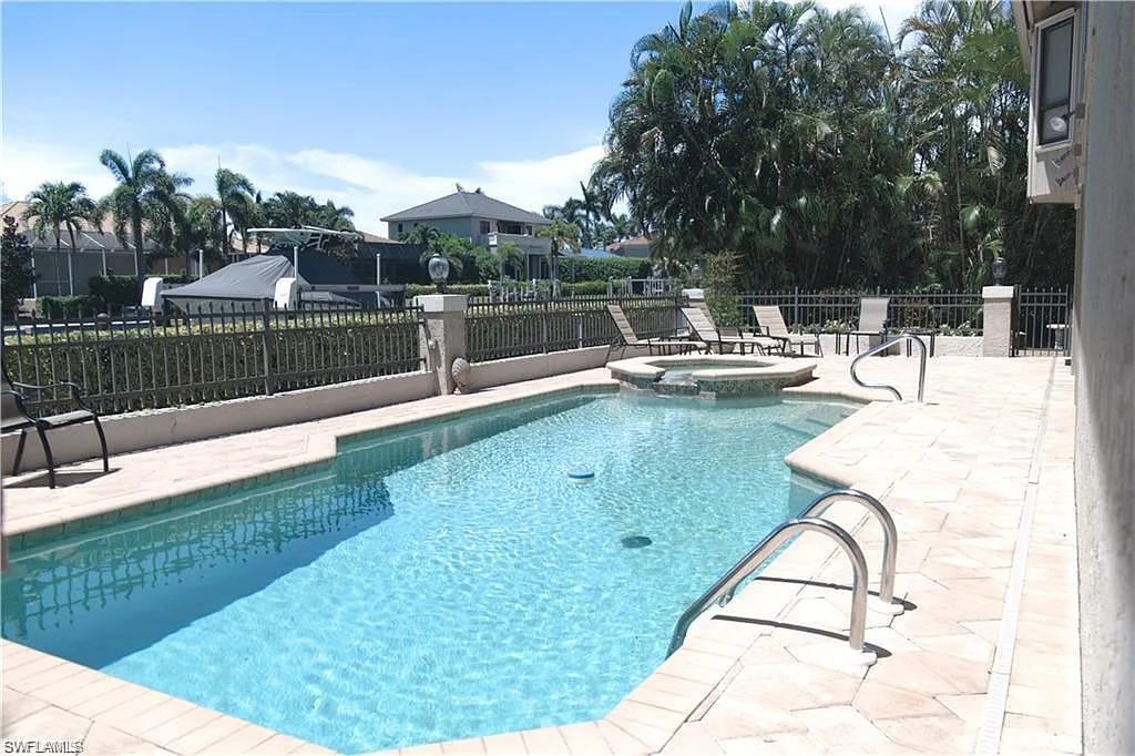 4 bed, 3.0 bath, 3154 sqft, $18,000 — Photo 1