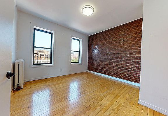 5th image of 552 W 184th St #55Z
