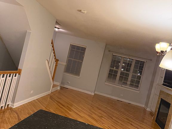 4th image of 104 S Myrtle Ave