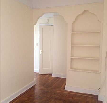 3rd image of 189 E 18th St APT 5C