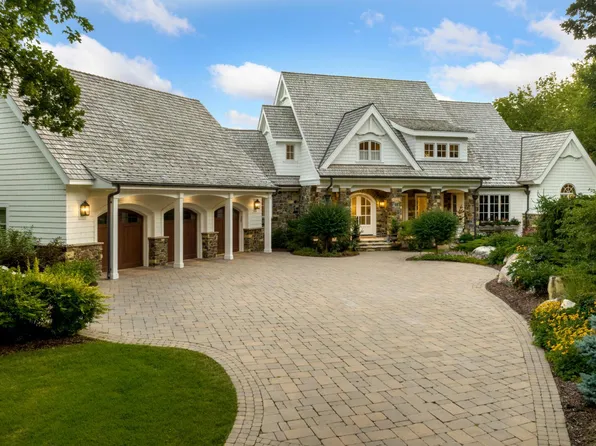 7317 Auto Club Rd, Bloomington, MN 55438
