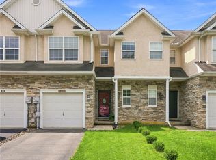 311 Maple Ct, Alburtis, PA 18011