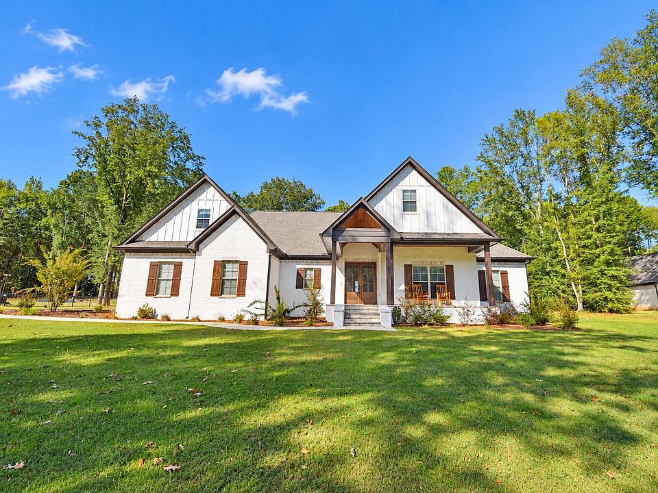 1st image of 106 Ridge Oak Ln