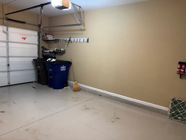 2620 Hartfield Commons Ln — Photo 32