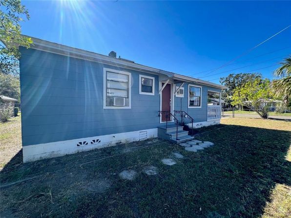 saint-petersburg-florida-81387809 picture