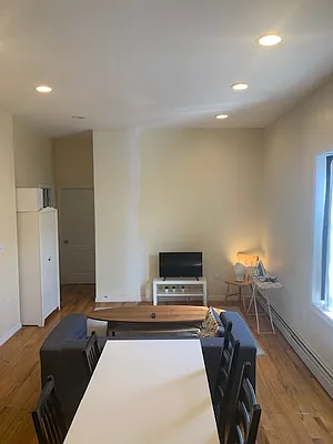 Rented by Oxford Property Group | media 21