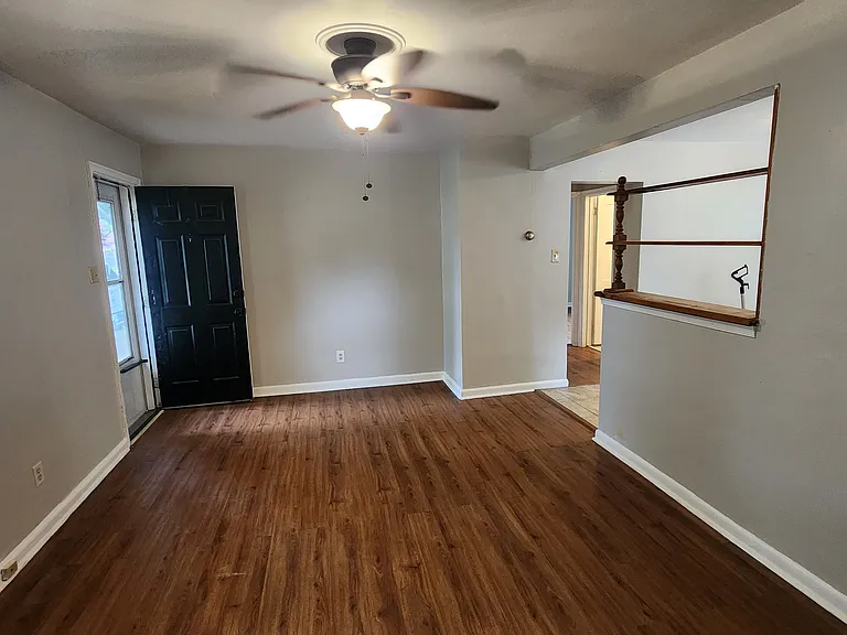 726 Grove St — Photo 7