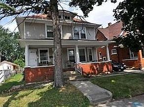 2nd image of 400 S Detroit Ave