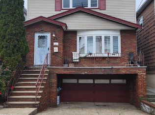 71 Linnet St #2, Bayonne, NJ 07002