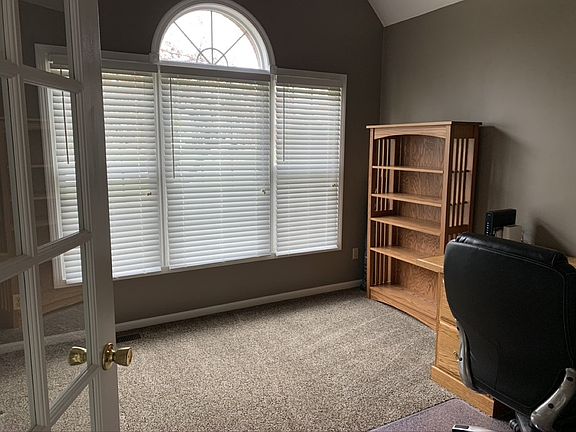 5th image of 57060 Coppergate Dr
