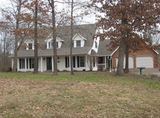 8205 Deer Haven Rd, Jefferson City, MO 65101