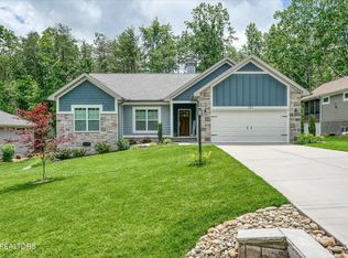 197 Cappshire Rd, Crossville, TN 38558
