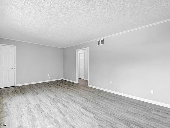 4th image of 1508 E 359th St
