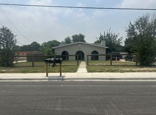 378 E Petaluma Blvd #B, San Antonio, TX 78221