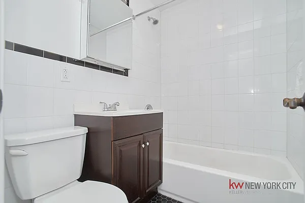 Rented by Keller Williams NYC | media 15