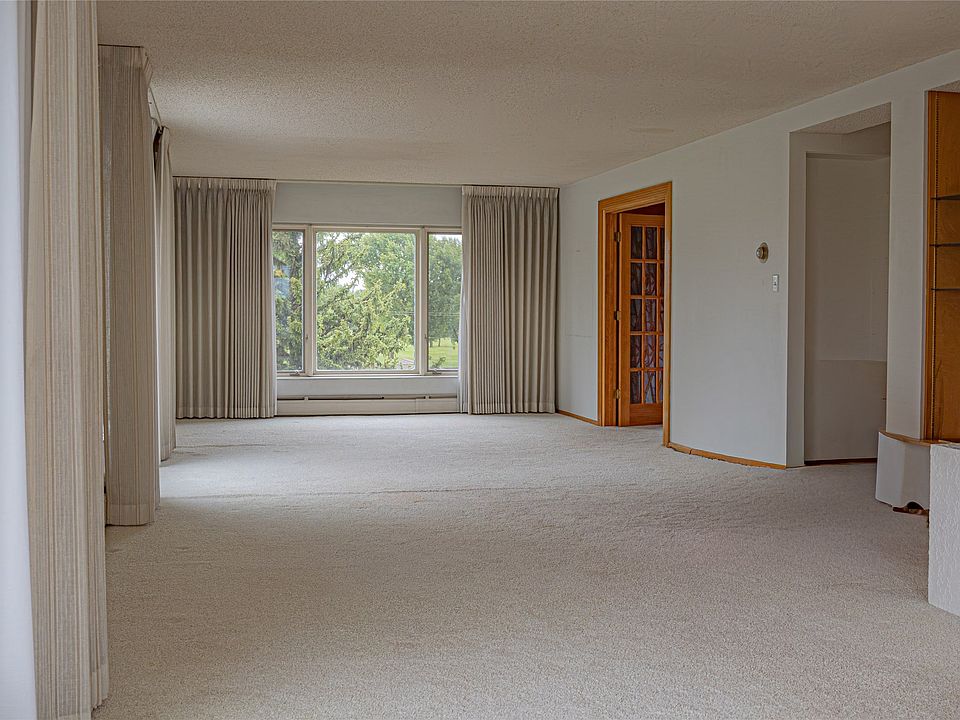 1st image of 1536 Meadowlark Dr APT 4B