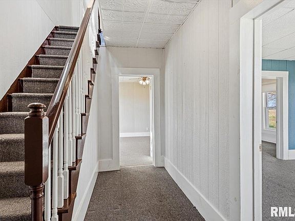 4th image of 35623 Davis Rd