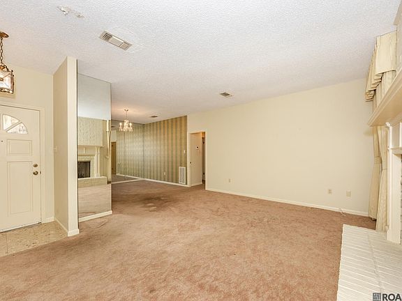 3rd image of 2033 W Magna Carta Pl
