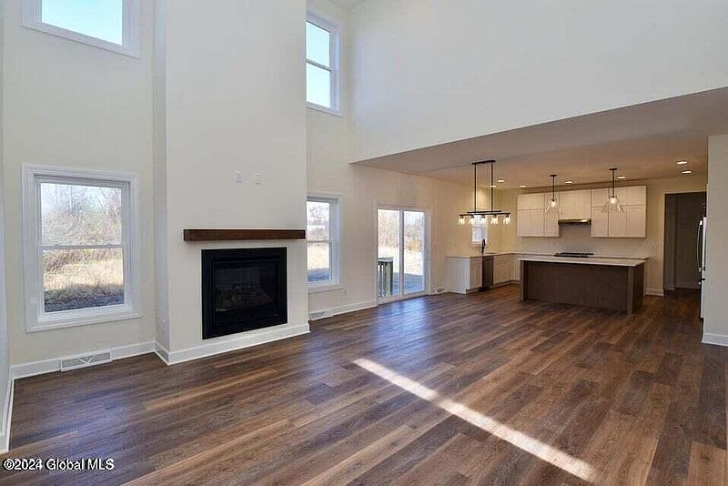3rd image of 17 Delia Street