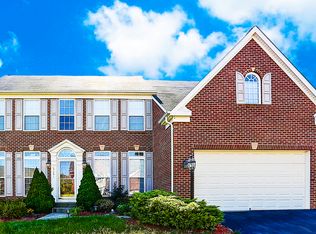 25691 Laughter Dr, Aldie, VA 20105