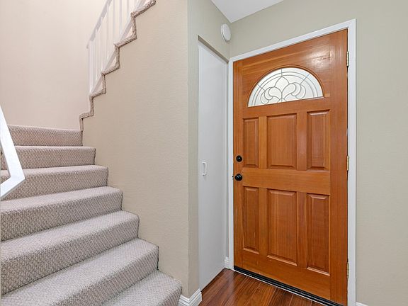 5th image of 10916 Huston St APT 107