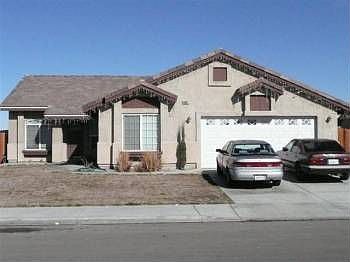 2nd image of 15992 Holly Brook Ln