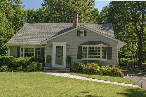 1st image of 41 Oak Ln