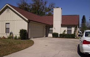 1st image of 746 Pine Shores Cir