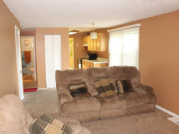 3rd image of 11315 Lincolnshire Dr
