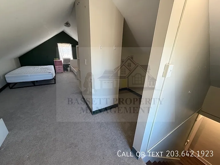 2 Homestead Ave — Photo 17