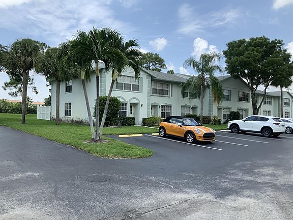 3rd image of 3714 Savoy Ln APT C