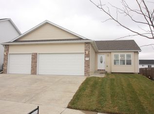 4400 W Milton Rd, Lincoln, NE 68528